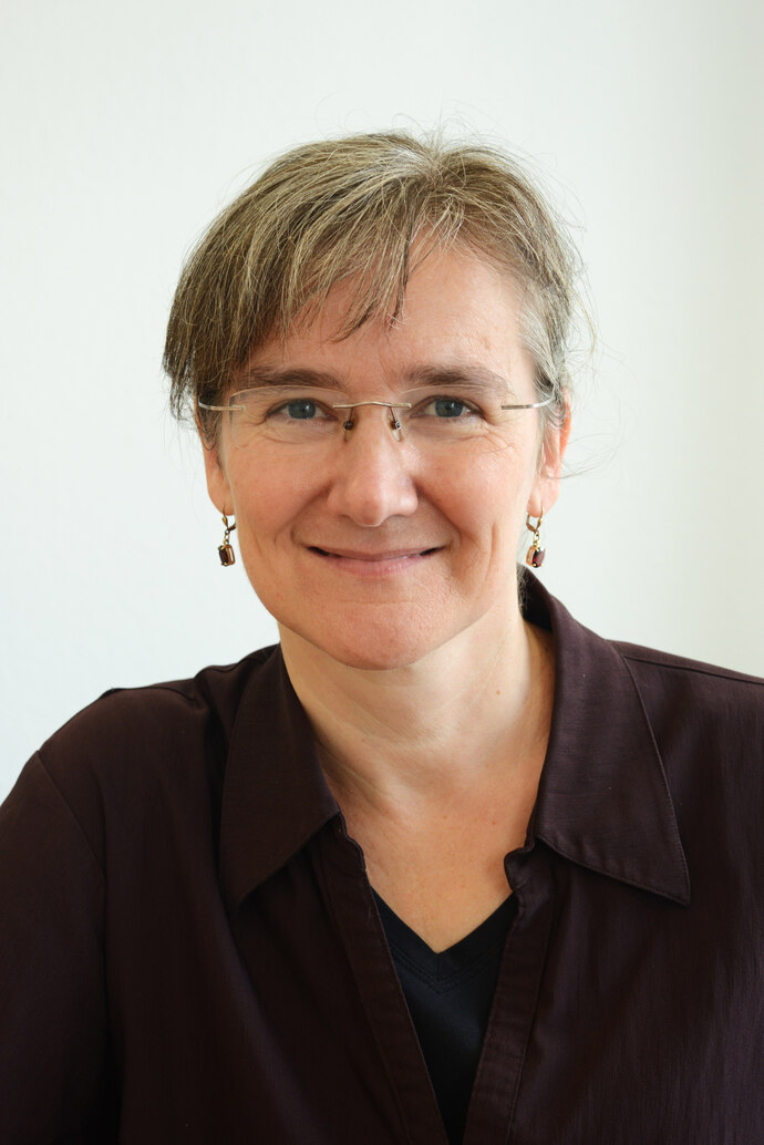 Dr. Thekla Kluttig