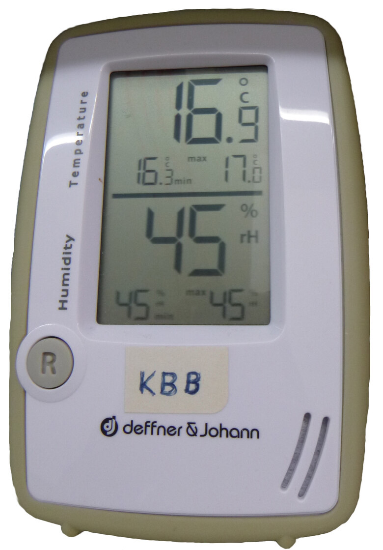 Das Foto zeigt ein Messgerät.